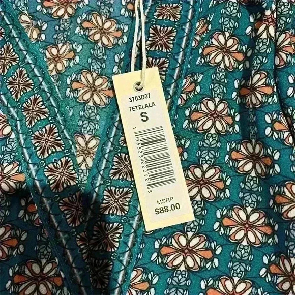 Max Studio Women's V-Neck Sleeveless Tank Top Geometric Print Size S Multicolor - Picture 3 of 6